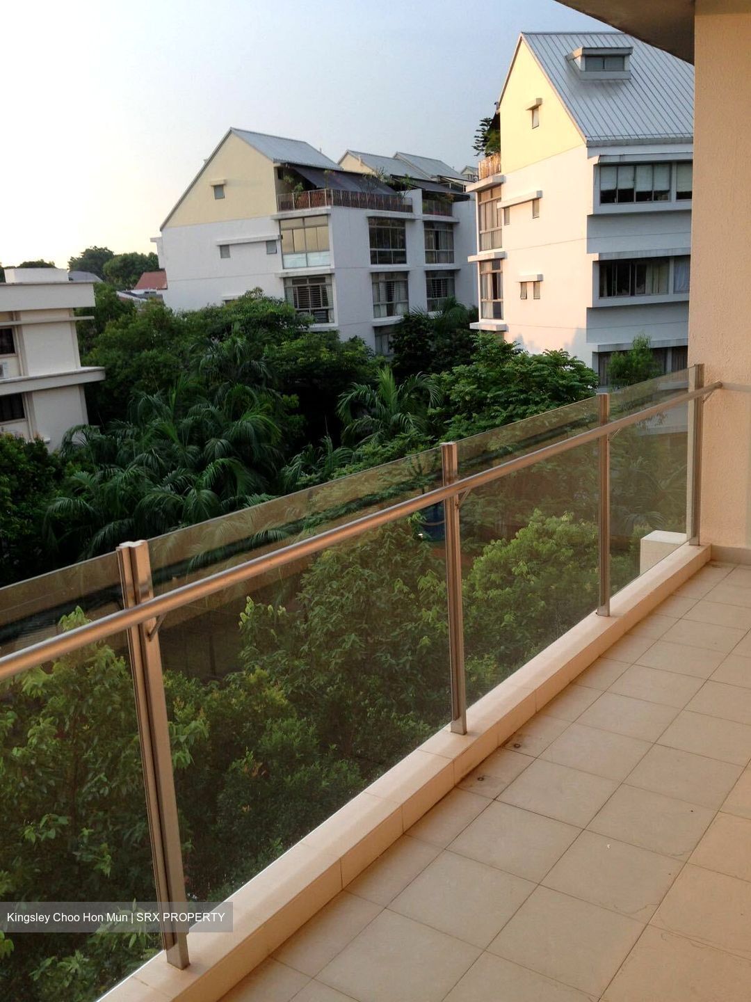 Dunearn Suites (D11), Apartment #637810101